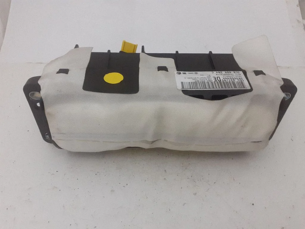 Passenger airbag – Volkswagen Passat B6 (2005-2010)
