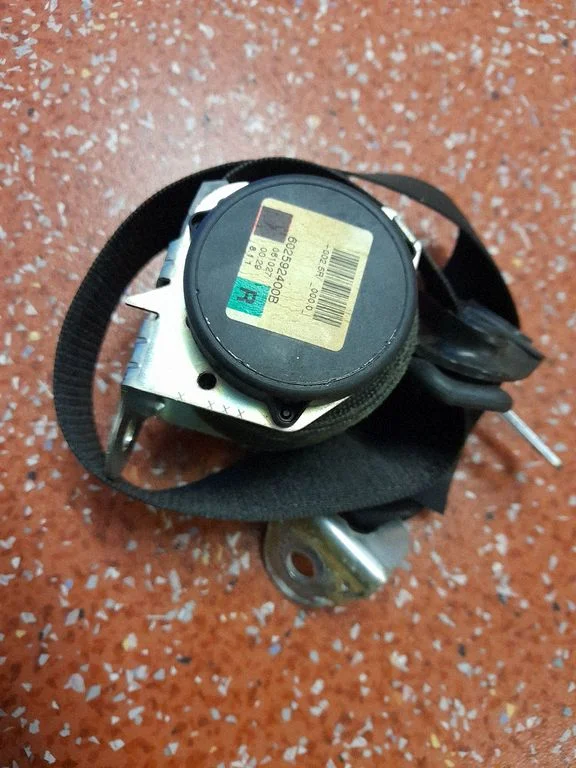 Rear seatbelt – Opel Zafira B (2005-2014)