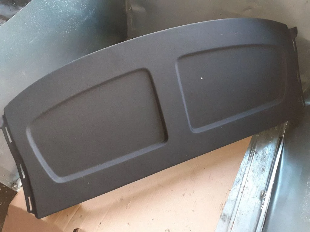 Parcel shelf 8T0863411