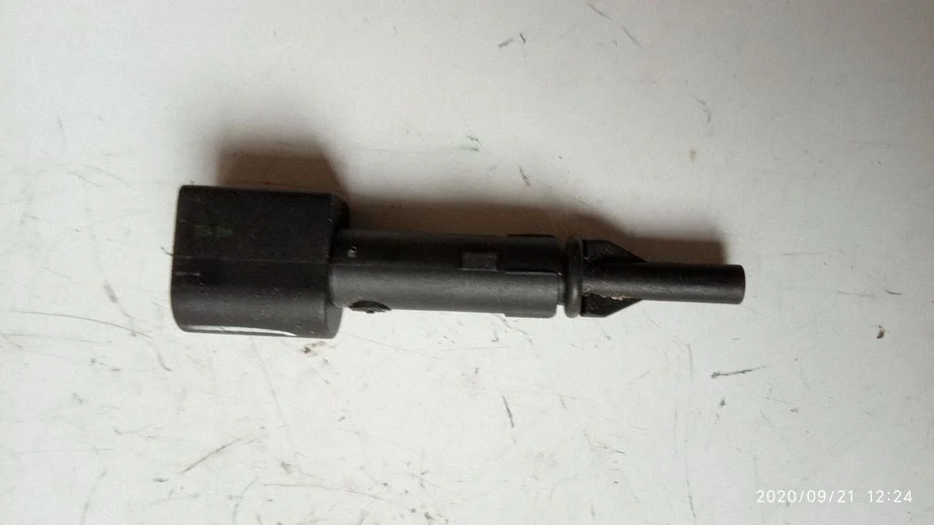 Outside/external air temperature sensor – Audi A6 Allroad C5 (1999-2005)