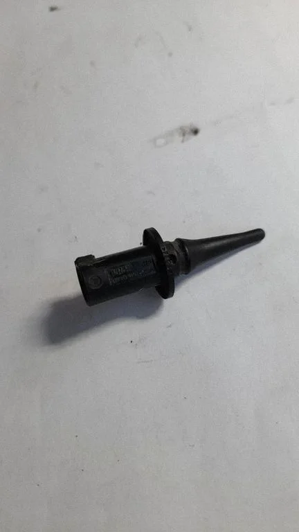 Outside/external air temperature sensor – Mercedes-Benz Sprinter W906 (2006-2018)