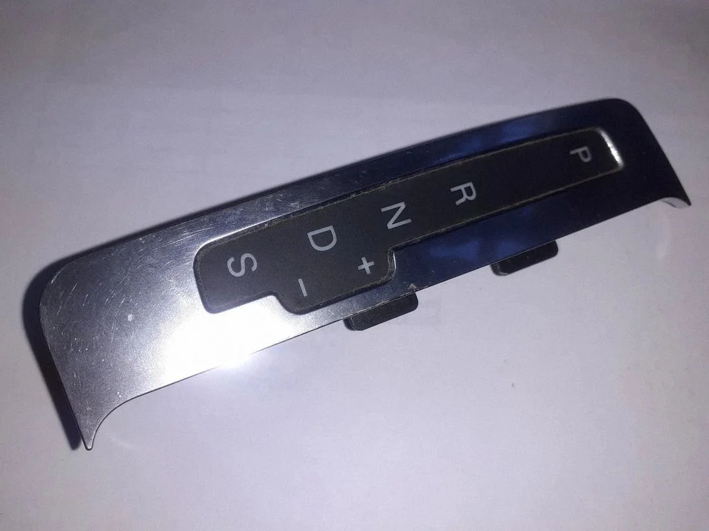 Gear shift selector indicator – Audi A6 Allroad C6 (2006-2011)