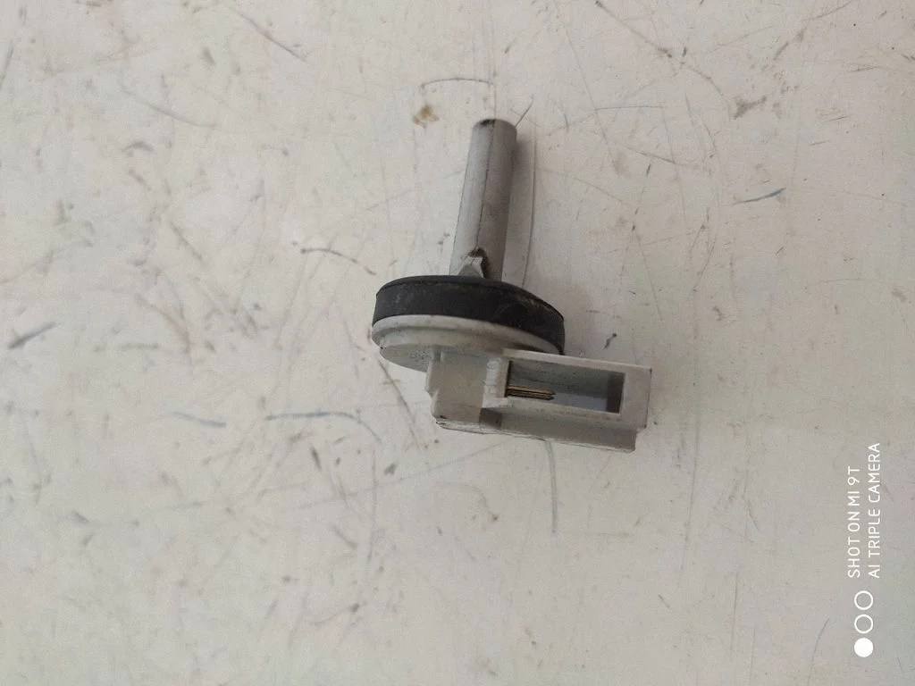 Õli temperatuuri andur – Audi A6 Allroad C6 (2006-2011)