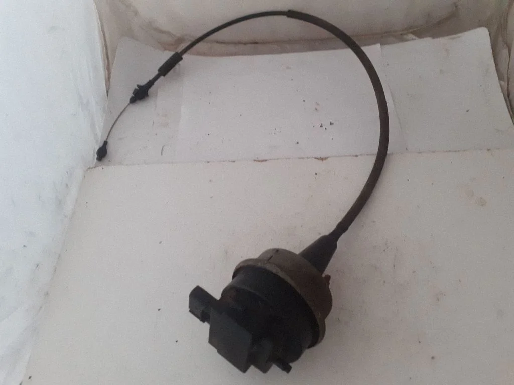 Cruise control switch 4669979