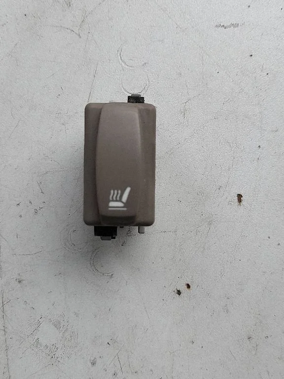 Seat heating switch 2648802