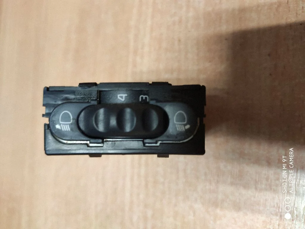 Headlight level height control switch 7700841235