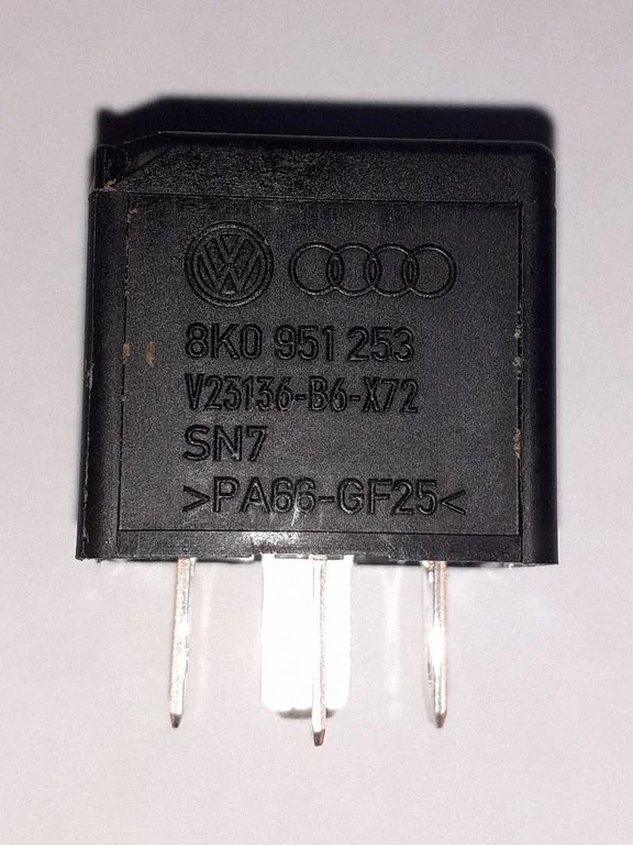 Other relay V23136B6X72SN7