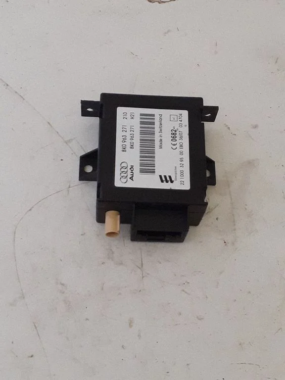 Autonoomse kütteseadme (Webasto) juhtplokk – Audi A5 8T 8F (2007-2016)