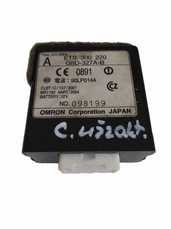 Kesklukustuse juhtplokk ETS300220 – Mazda MPV II LW (1999-2007)
