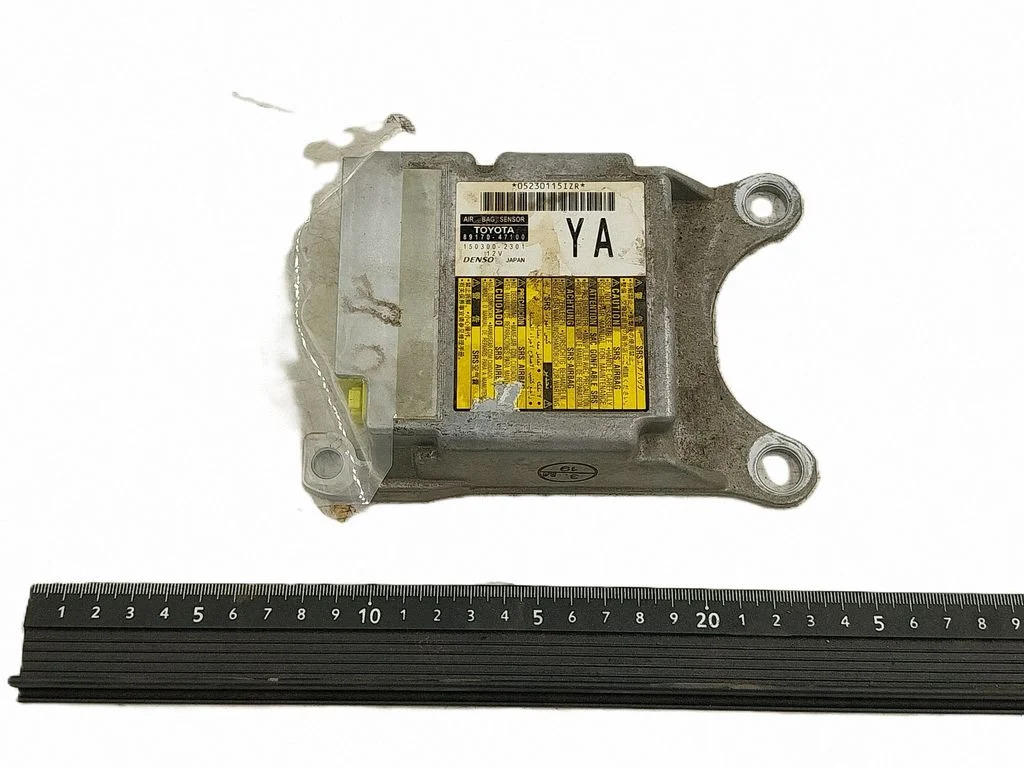 Drošības spilvenu vadības bloks 8917047100