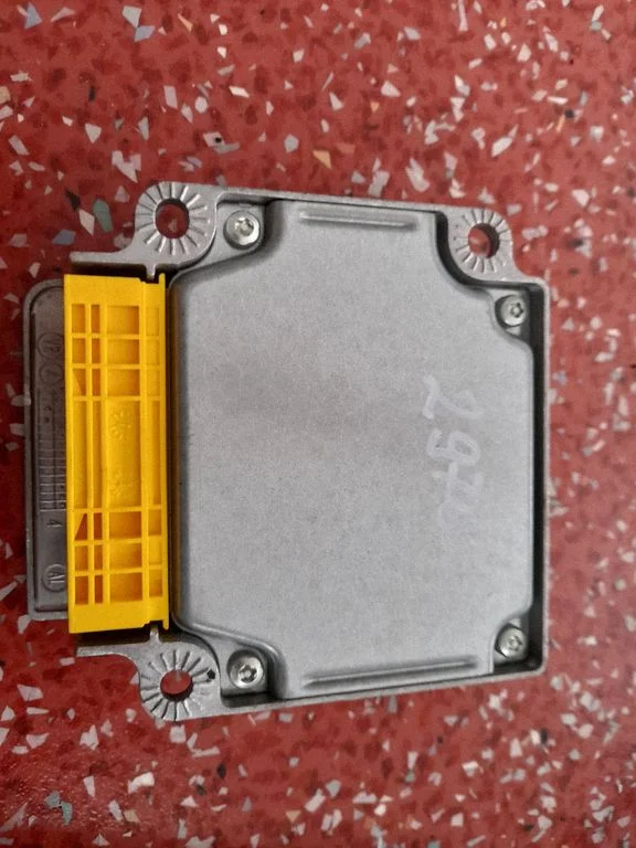 Drošības spilvenu vadības bloks – Volkswagen Passat B5.5 (2001-2005)