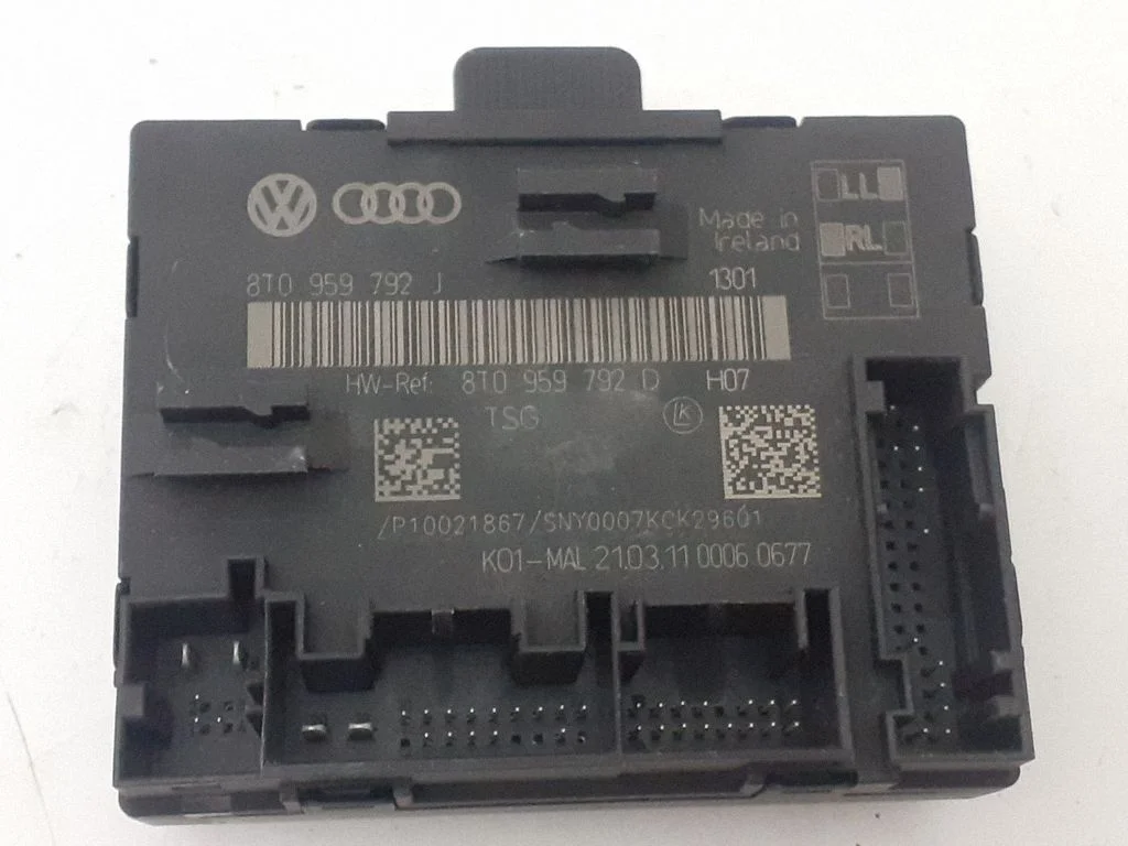 Durvju elektronikas vadības bloks P10021867