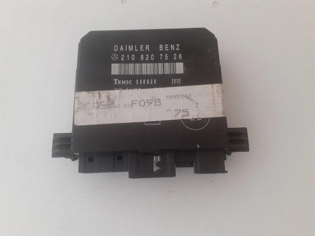 Durvju elektronikas vadības bloks – Mercedes-Benz E klase W210 (1995-2002)