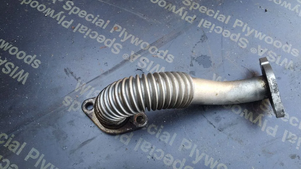 EGR valve line/pipe/hose