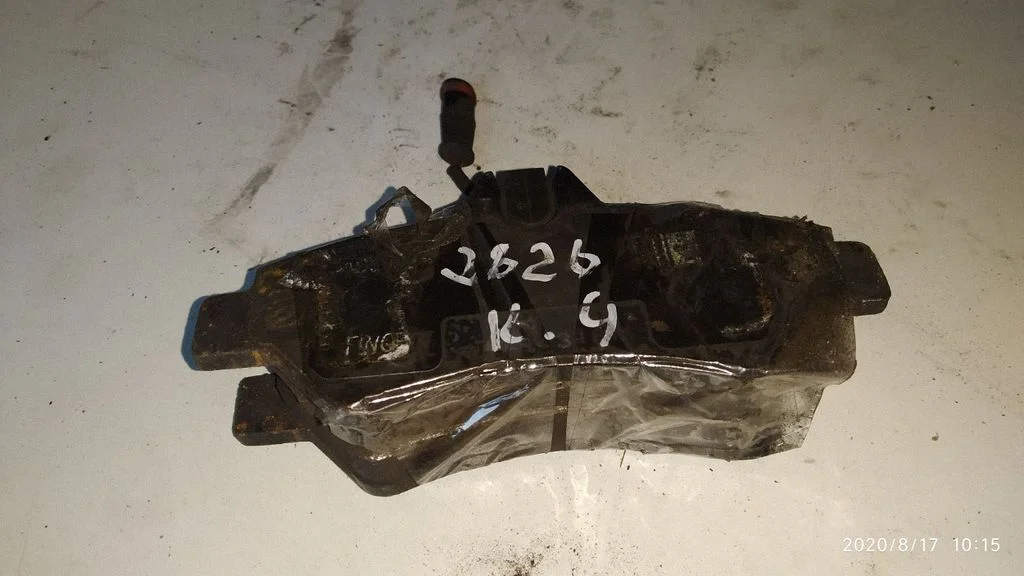 Brake pads (rear)