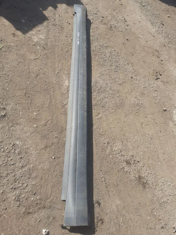 Sill A1696100808