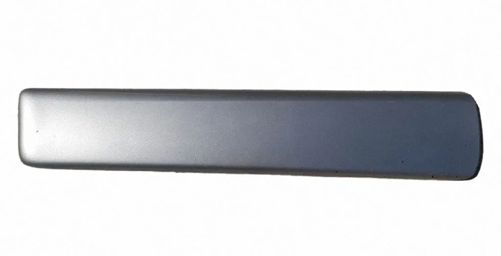 Priekšējo durvju apdare (molings) 808210114R