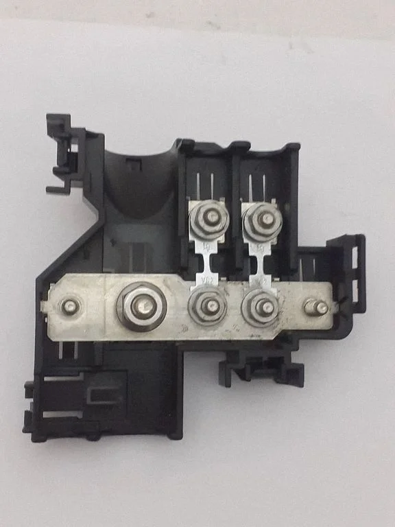 Plussjuhtmete ühendussõlm – Audi A6 Allroad C6 (2006-2011)