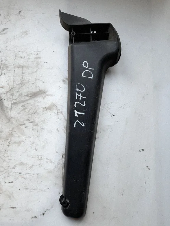 Other engine bay part 5E4815159