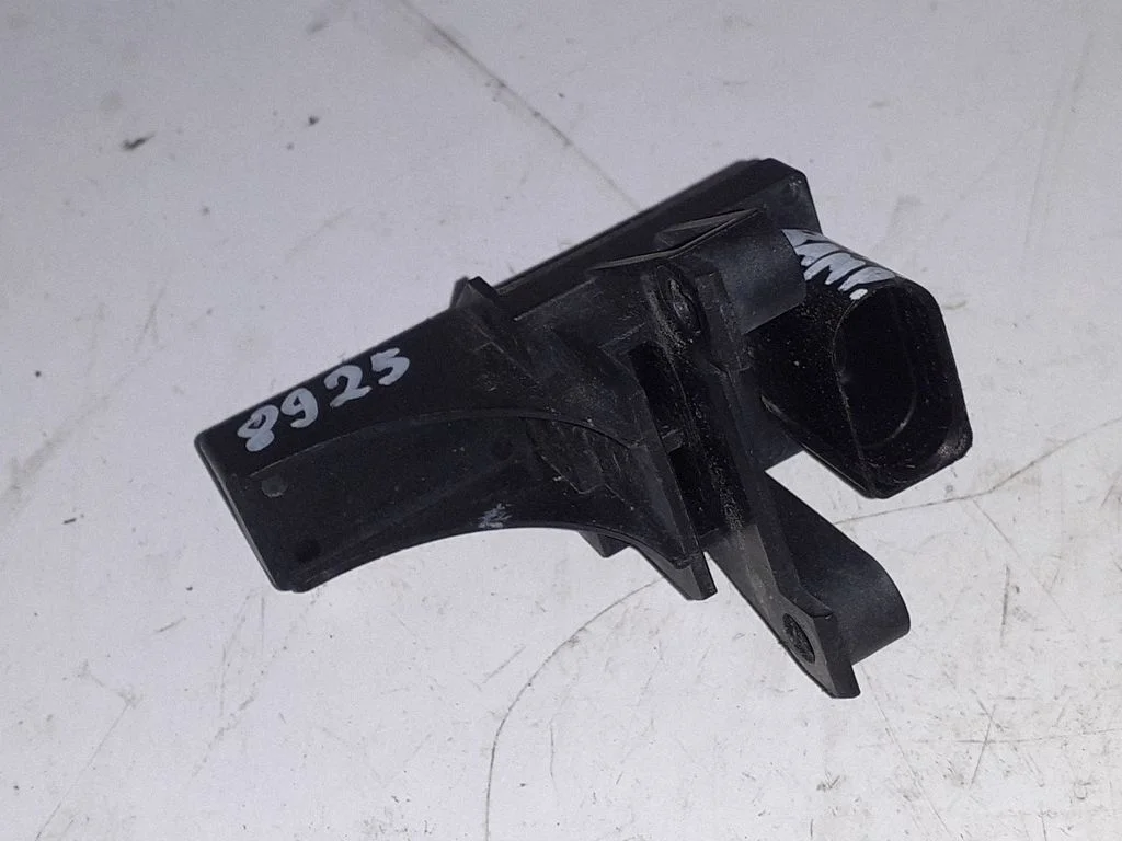 Aerial antenna amplifier – Audi A5 8T 8F (2007-2016)