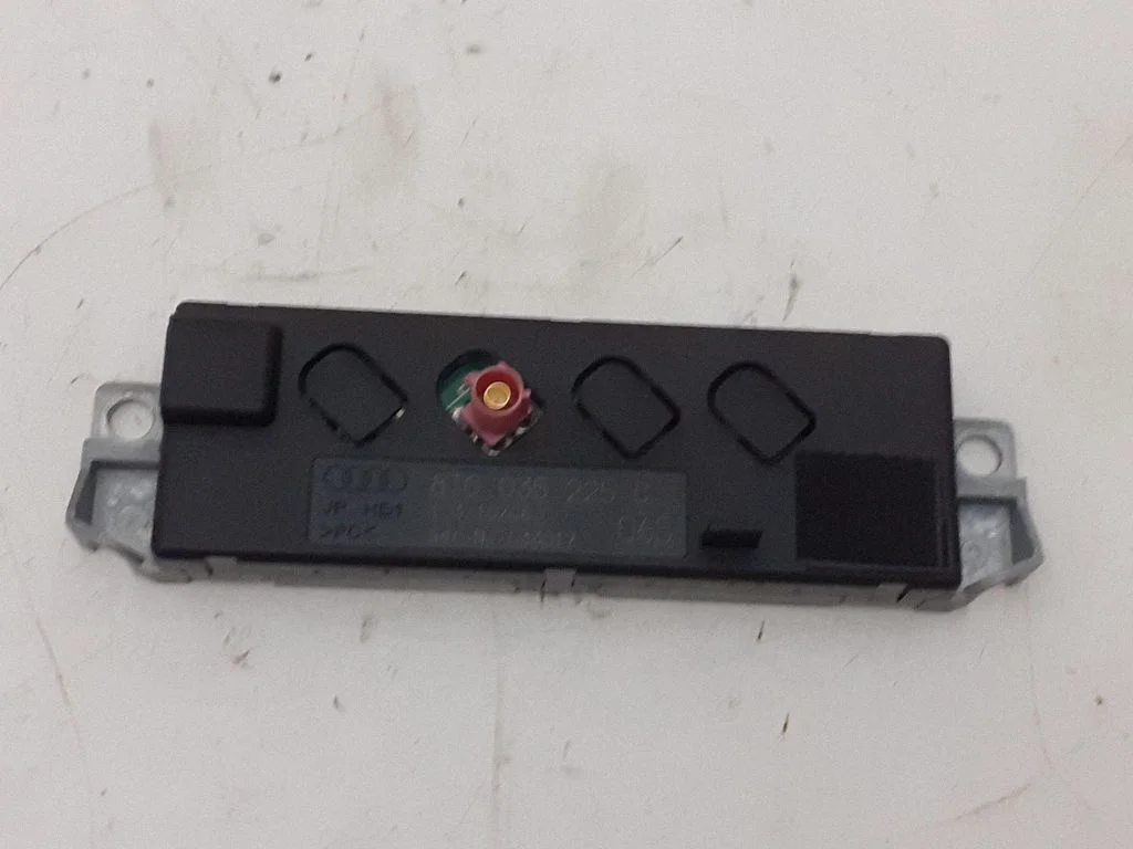 Aerial antenna amplifier – Audi A5 8T 8F (2007-2016)