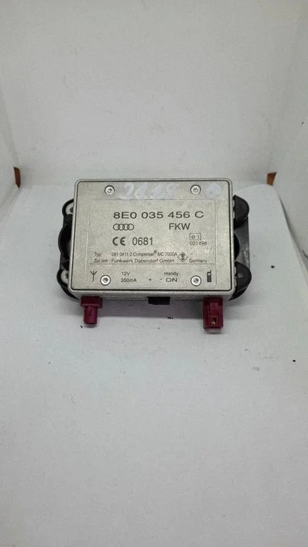 Antenas pastiprinātājs 09104112