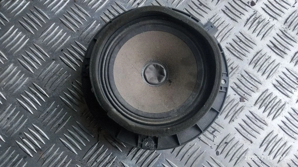 Front door speaker – Hyundai i30 (2007-2012)