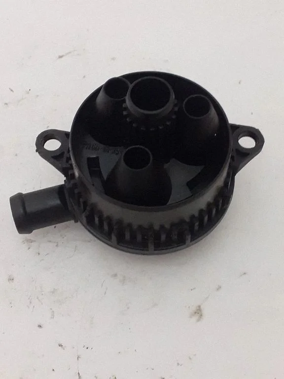 Kartera ventilācija/caurulīte(-s)/šļūtene(-s) – Audi A6 Allroad C6 (2006-2011)