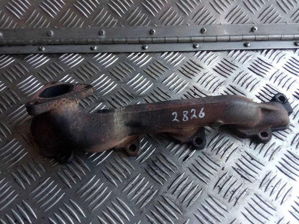 Väljalaskekollektor A6111420501