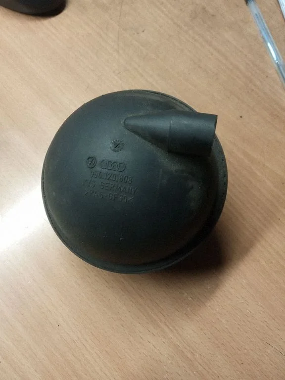 Vacuum air tank 054129808