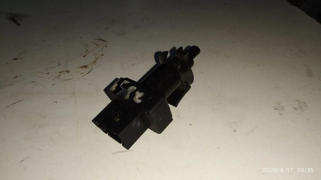 Clutch pedal sensor – Mercedes-Benz B-Class W245 (2005-2011)