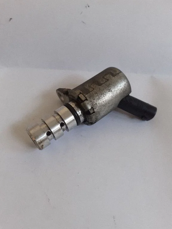 Electromagnetic valve – Audi A5 8T 8F (2007-2016)