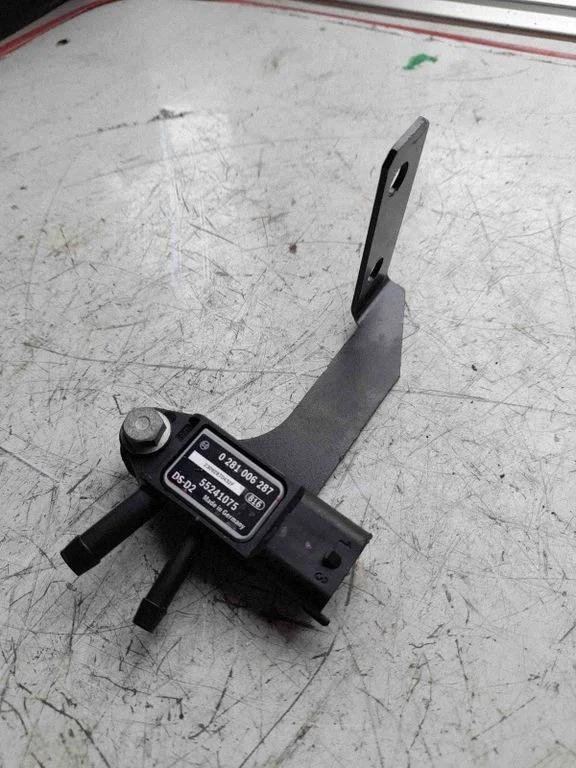 Exhaust gas pressure sensor 0281006287
