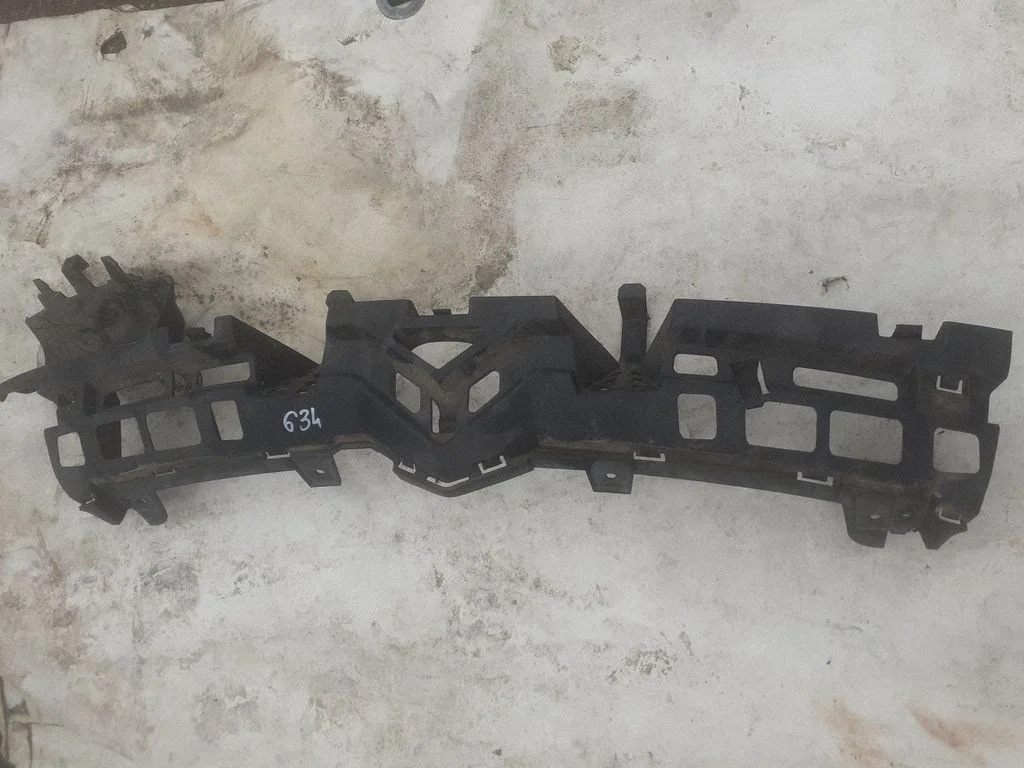 Aizmugurējā bufera pastiprinājums – Citroen C4 I (2004-2010)