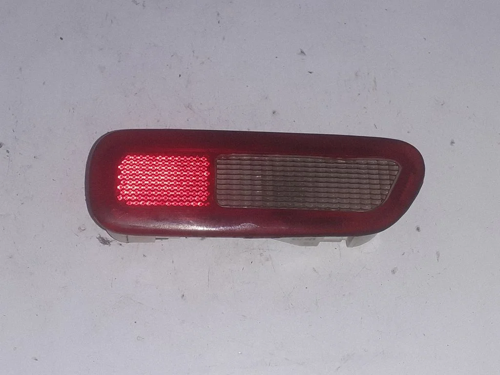 Front door interior light 04437628