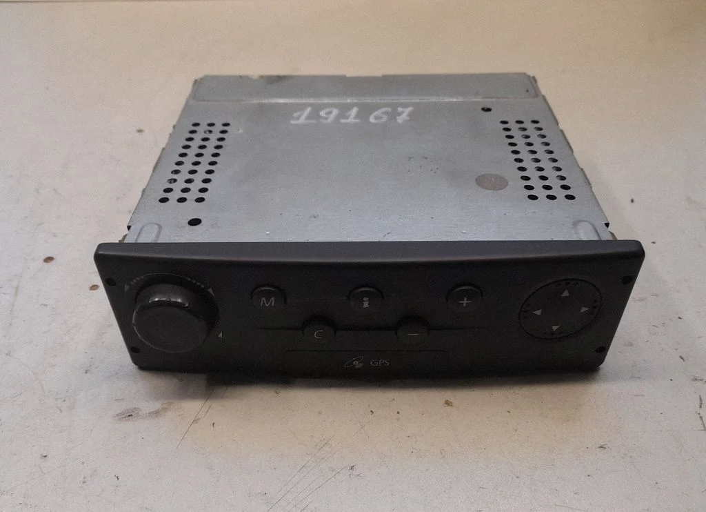 GPS navigation control unit/module 8200339742