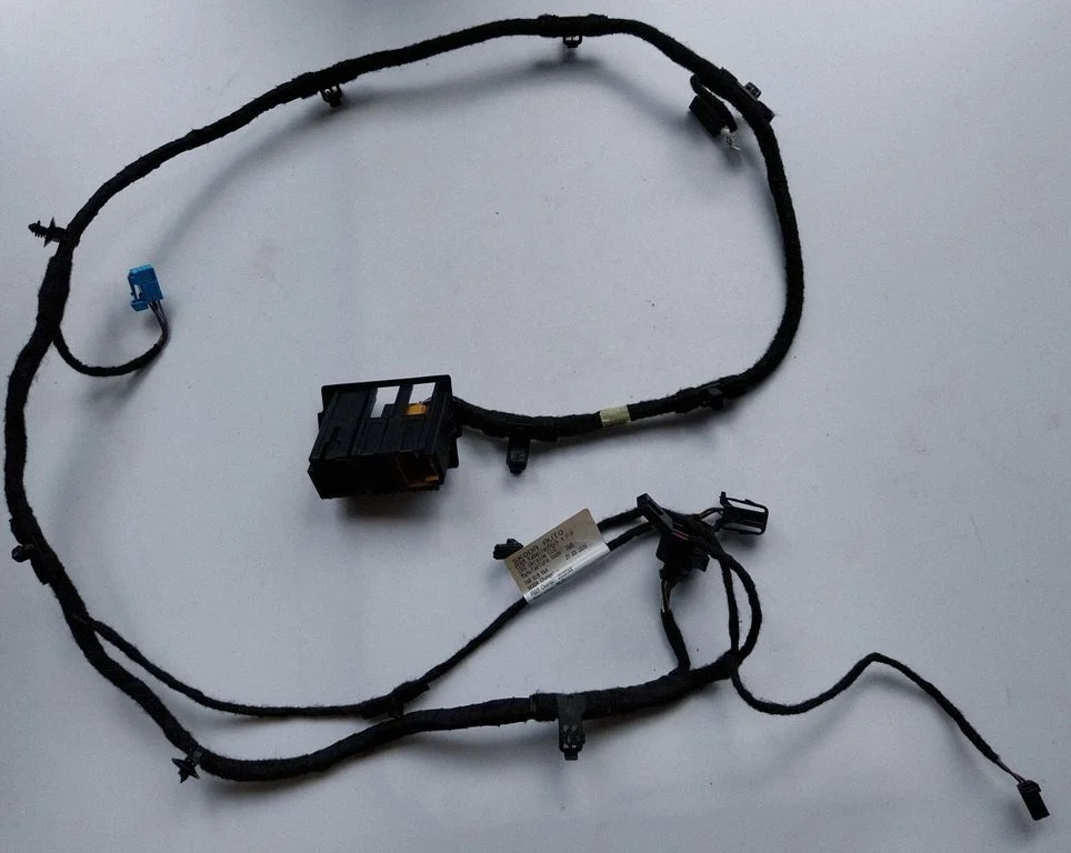 Tailgate/trunk wiring harness 5E7971147E