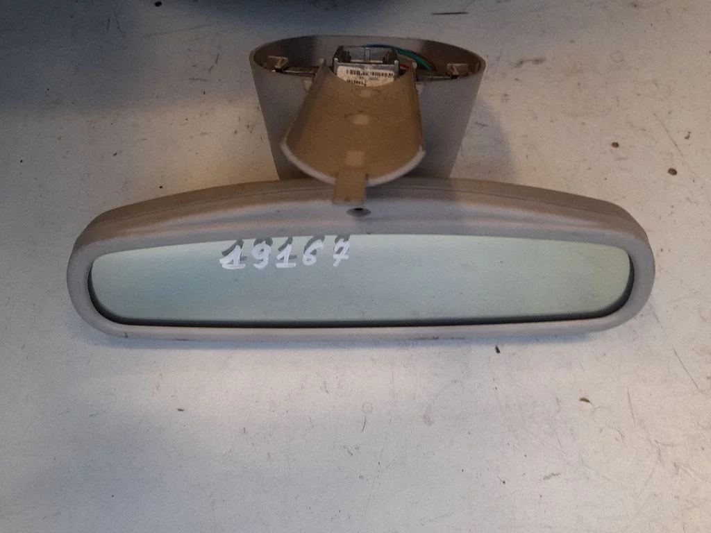 Rear view mirror (interior) A1013065