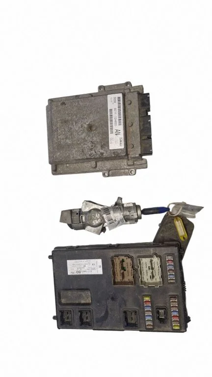 Engine ECU kit and lock set 6C1112A650AN