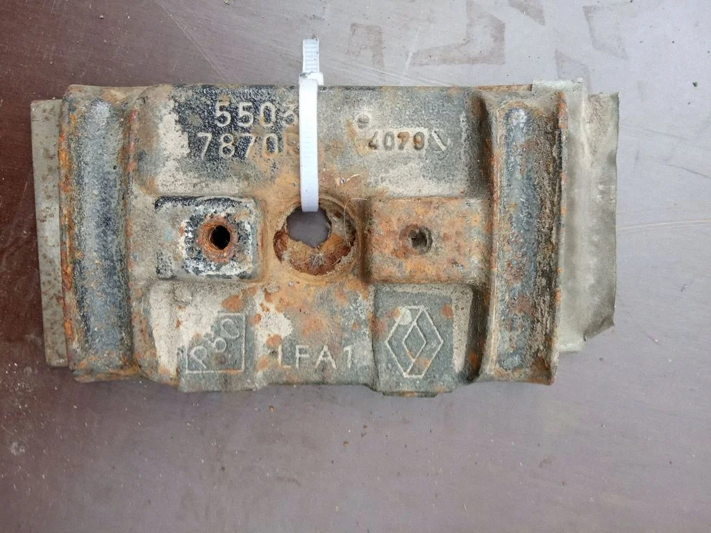 Cita aizmugurējās balstiekārtas detaļa 55037870