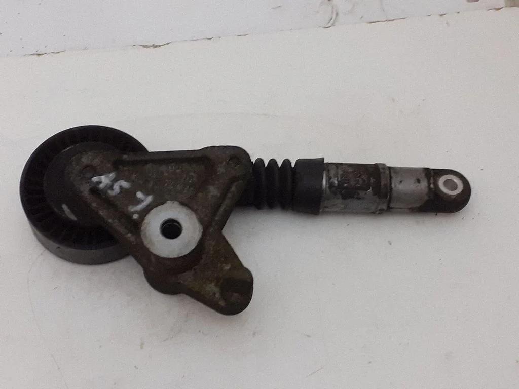 Alternator belt tensioner – Audi A5 8T 8F (2007-2016)