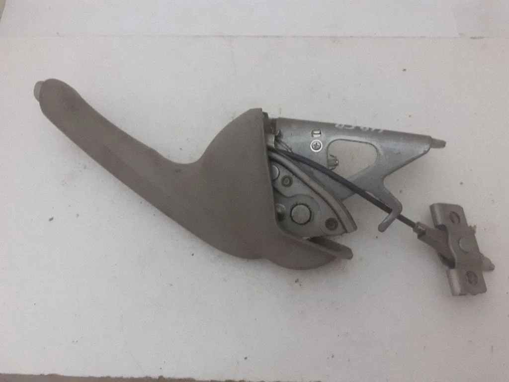 Käsipiduri vabastuskäepide 47105TM8013ZA