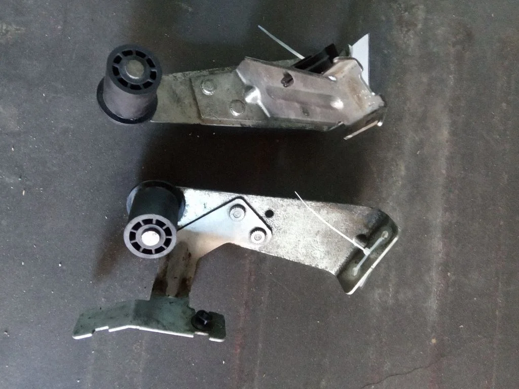 Air filter cleaner box bracket assembly A9065280040