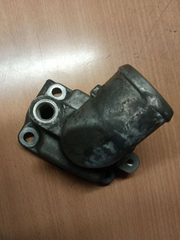 Thermostat housing 504328640