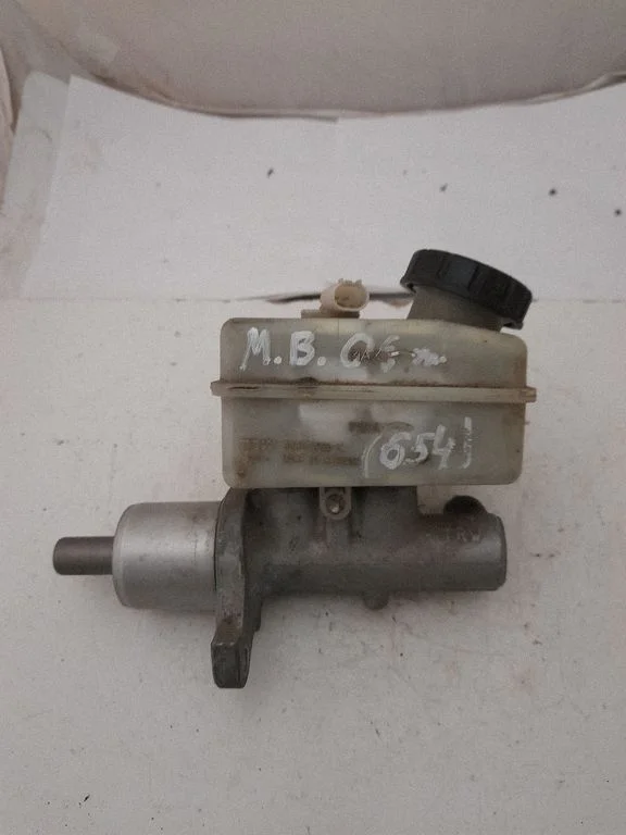 Master brake cylinder – Mercedes-Benz A-Class W169 (2004-2012)