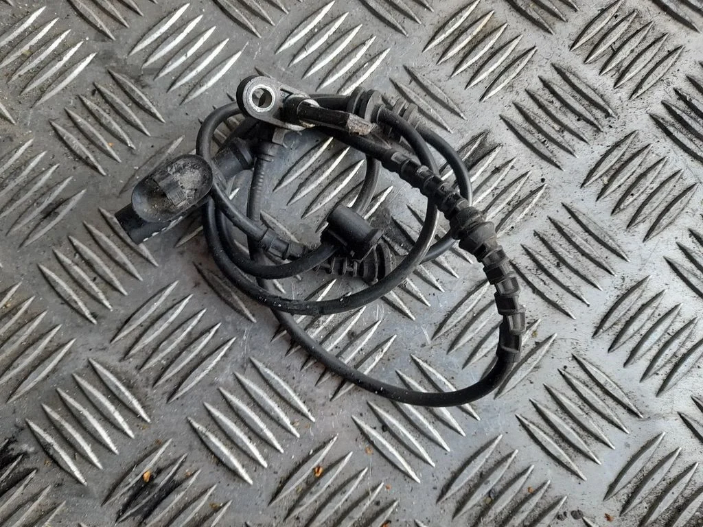 ABS brake wheel speed sensor AT5B2