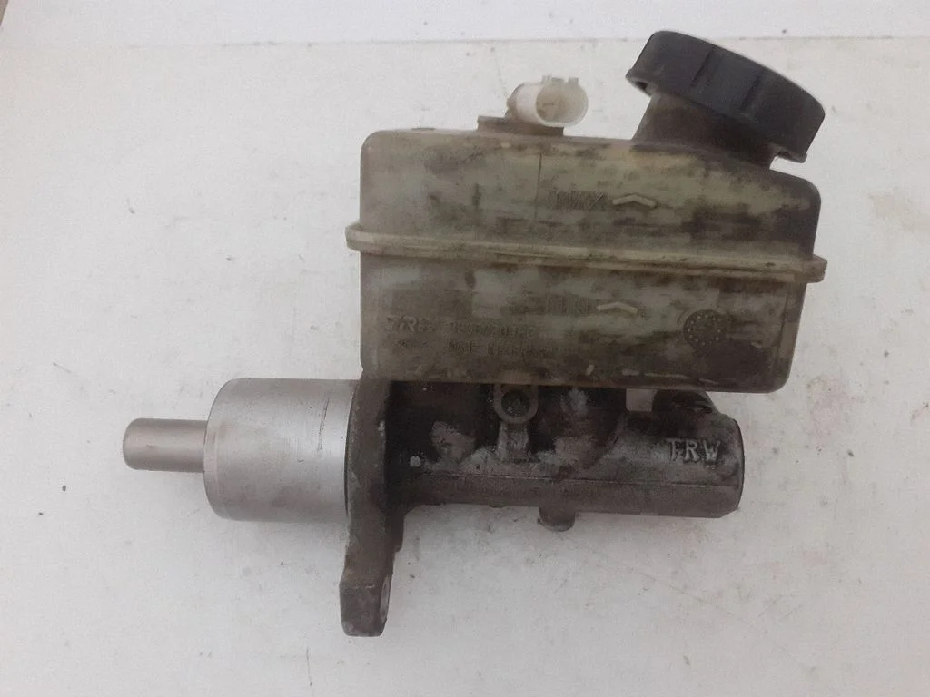 Master brake cylinder A1694300202
