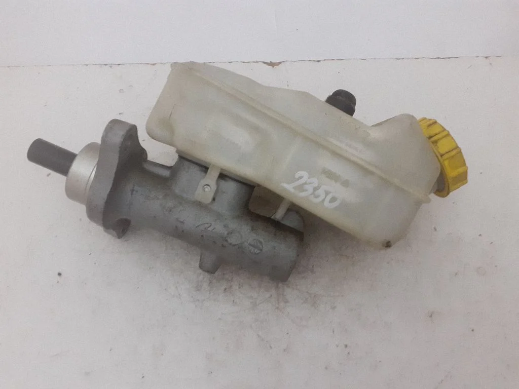 Master brake cylinder 03350884901