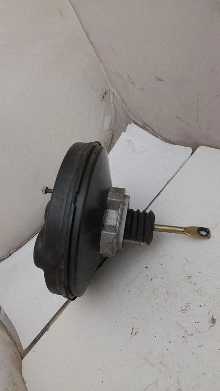 Brake booster – BMW 3 Series E46 (1998-2005)