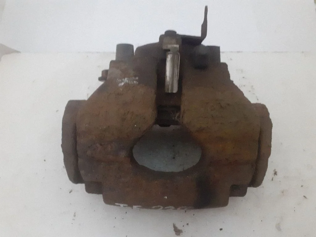 Front brake caliper 7H0615123